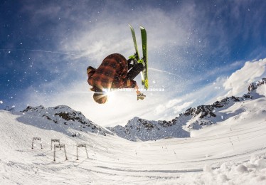 熊猫体育官网：沙特足球坚守本土根脉，主帅断然否决归化征途